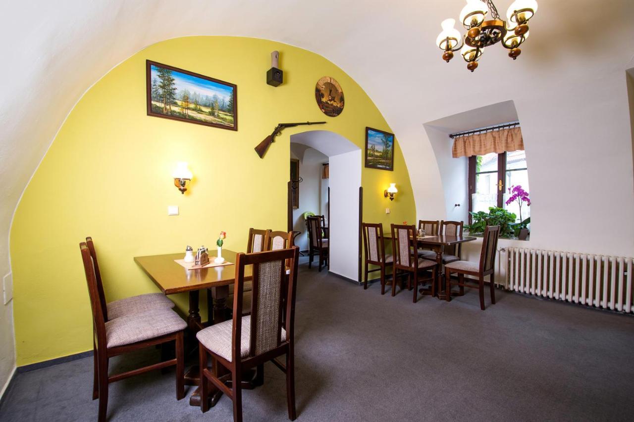 Rodinny Hotel Myslivna Třeboň Exterior foto